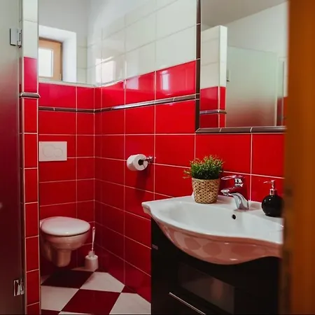 Guest house Na Bouci 3*
