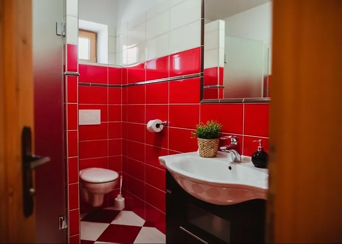 Πανσιόν Na Bouci 3*